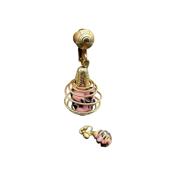 Vintage Cherry Blossom Jasper Gold Earrings Clip On Gold Stones in Cage - Picture 2 of 3